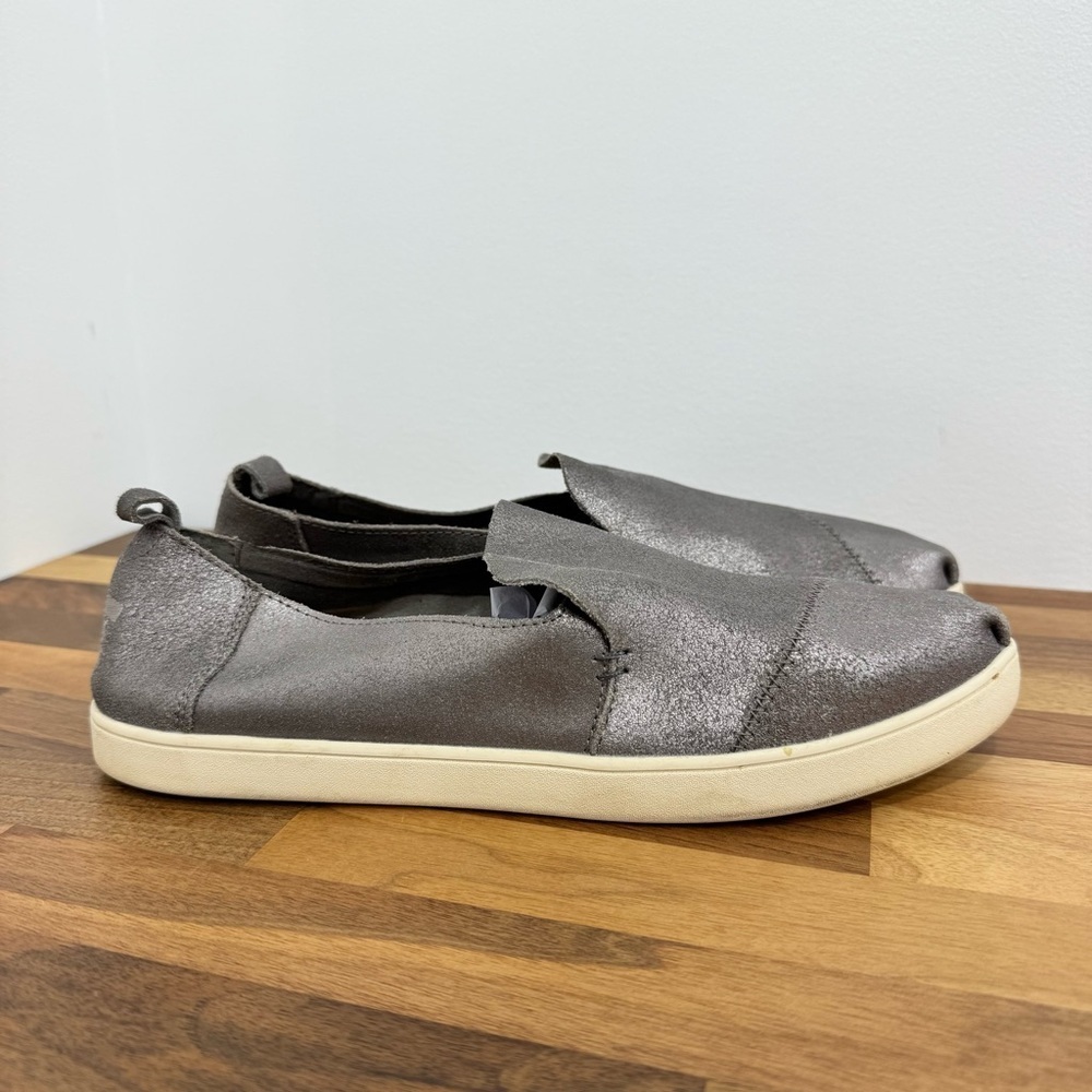 Toms deconstructed bronze shimmer slip on sneaker shoes very comfortable Sz 11